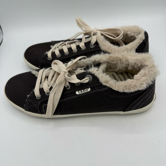 TAOS Starline Sneaker Faux Fur Line Charcoal Gray Women Shoe STN12844 Size 10 - Picture 3 of 7